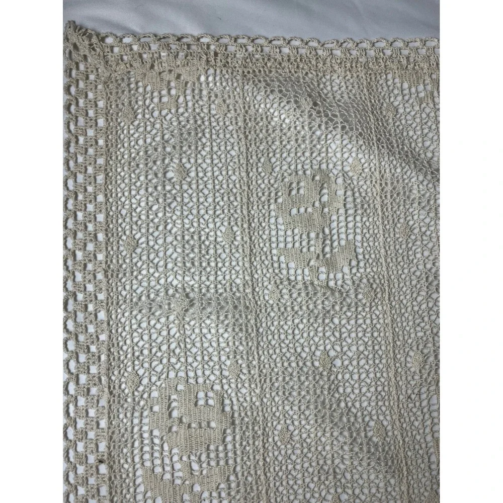 Vintage Filet Crochet Lace Table Floral Topper 30x30‎ Gridwork Tablecloth Square